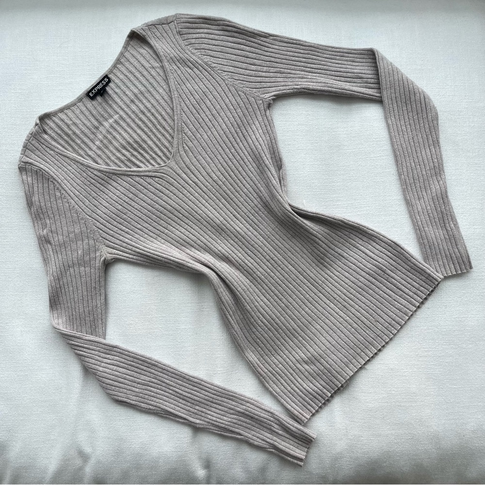 Express Oat Beige Grey Ribbed V Neck Long Sleeve Sweater Top